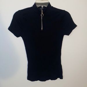 Ambiance top with zipper front